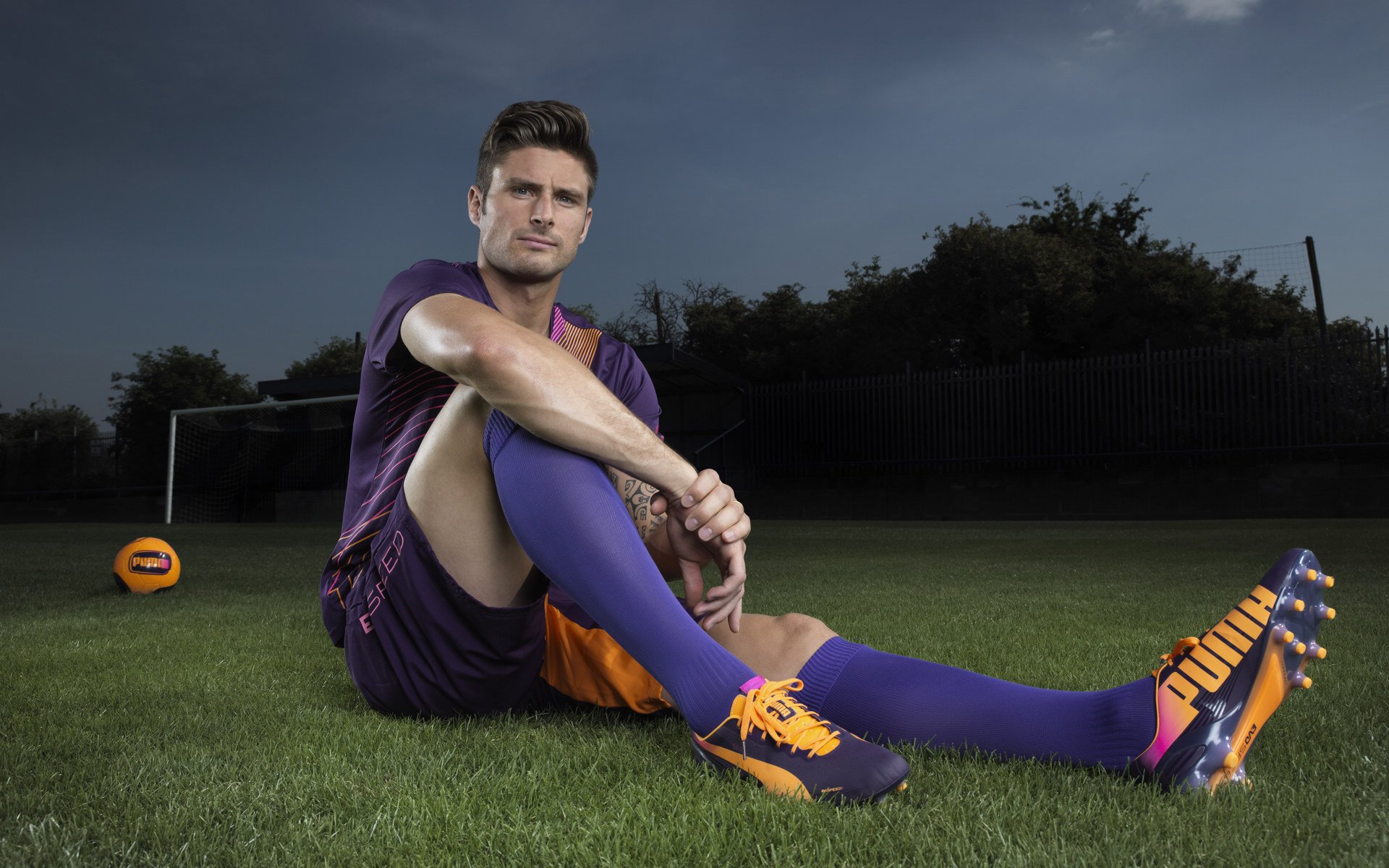 开云官方平台-_趣味高尔夫：城市中的绿色慢节奏运动_，高尔夫慢动作图片